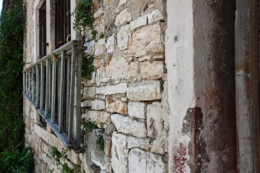 Charming Apartment In Town Center Pula Dış mekan fotoğraf