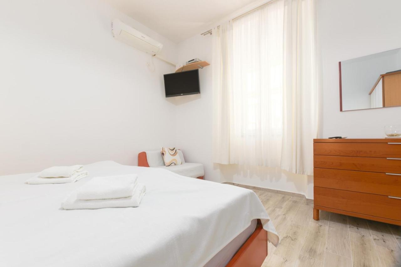 Charming Apartment In Town Center Pula Dış mekan fotoğraf