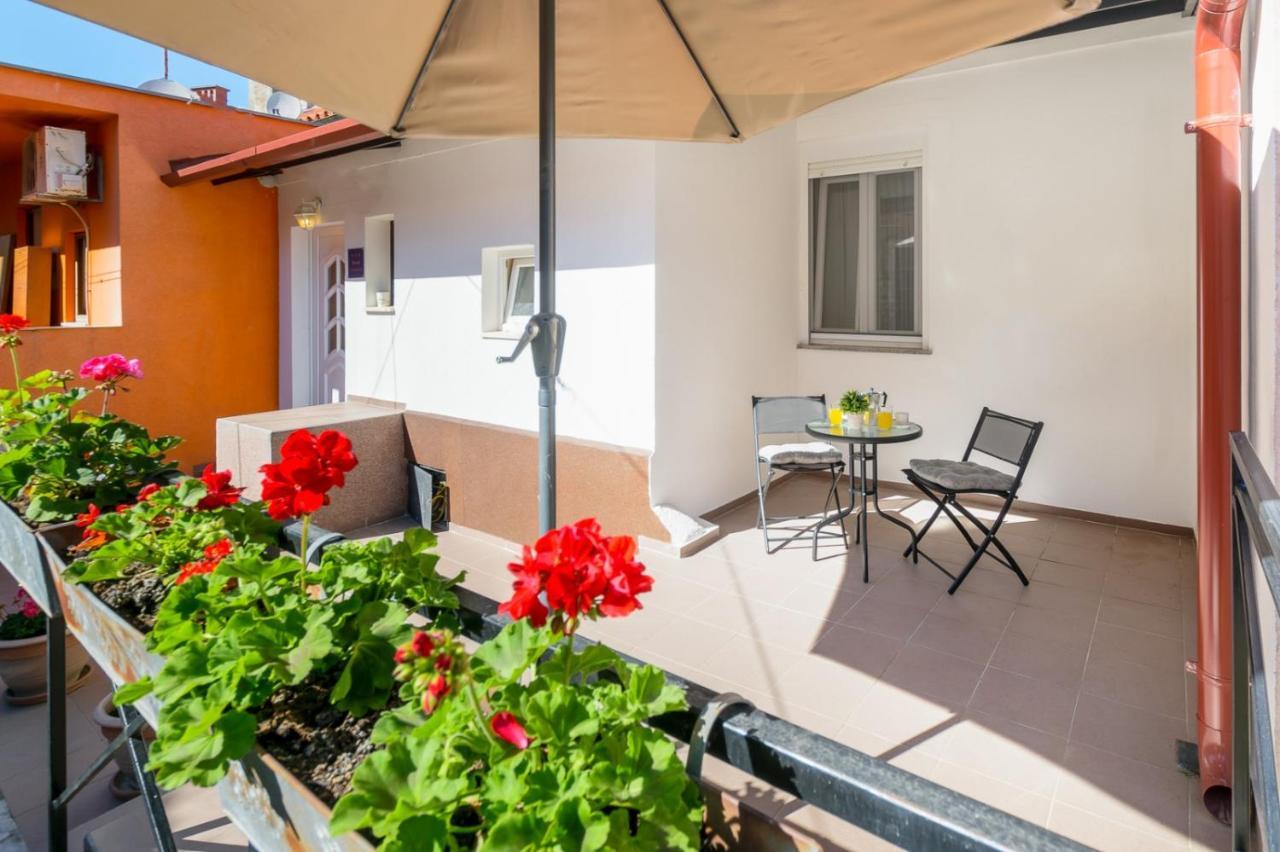 Charming Apartment In Town Center Pula Dış mekan fotoğraf